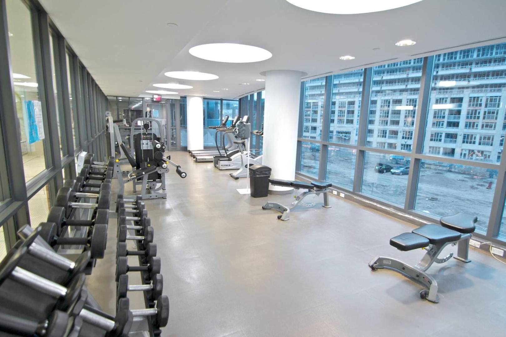 Stunning Condo Suite By Waterfront Торонто Екстериор снимка